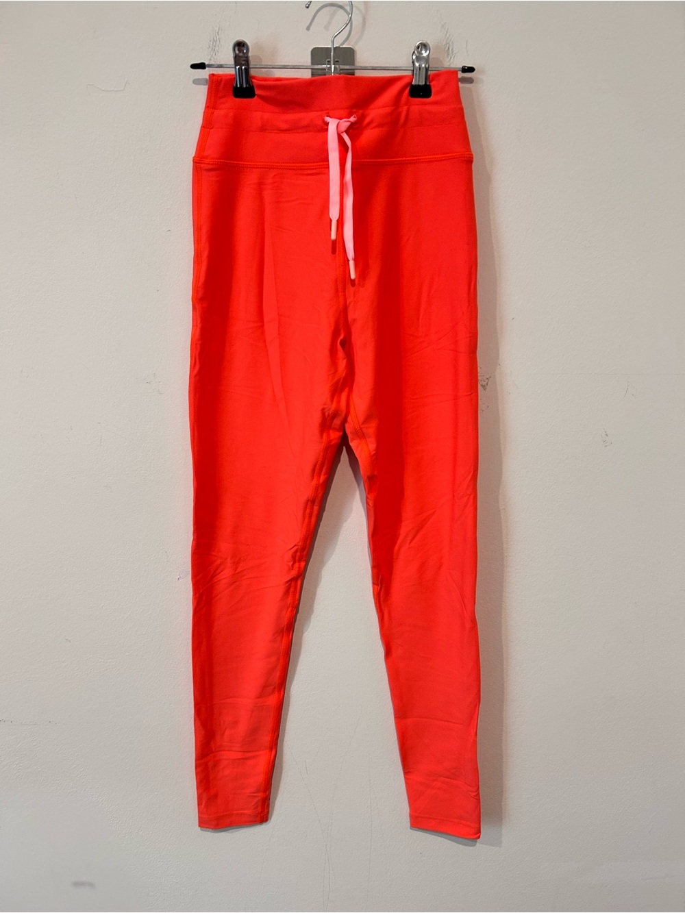 White fox active leggings